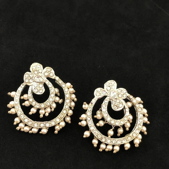 Silver Tone Pearl Crystal Bridal Earrings Bride - Picture 1 of 5